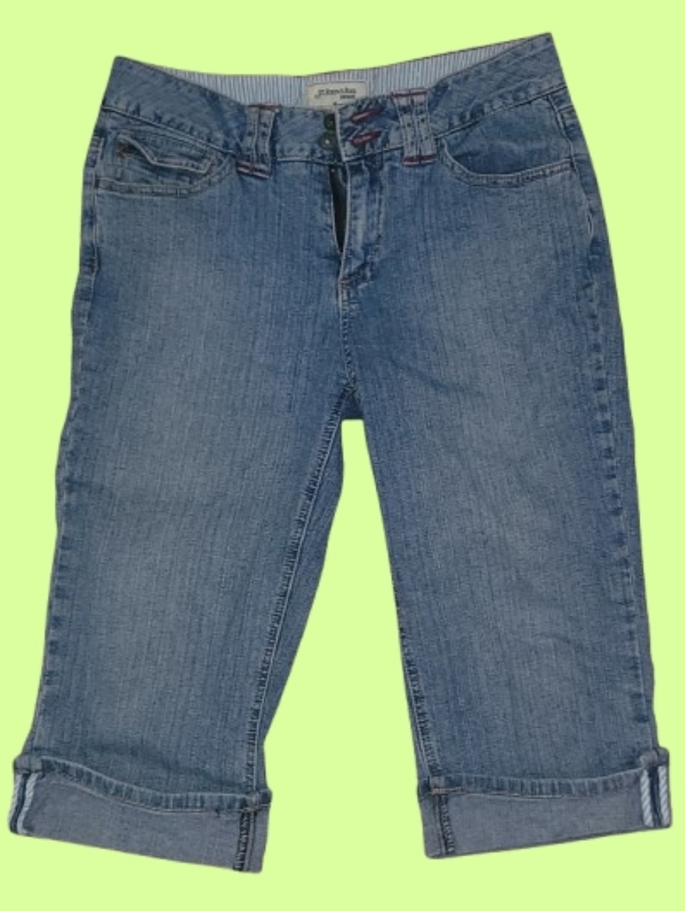 St. John's BAY STRETCH JEAN CAPRI PANTS, SIZE 8, CROP, CUFFED
